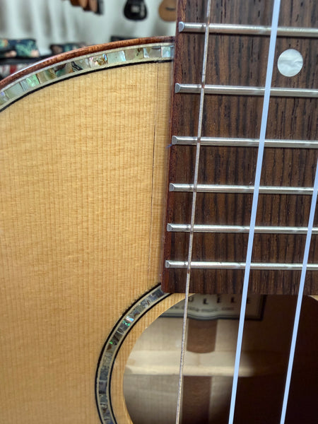 OHANA TK-75CG Tenor Ukulele -Solid Spruce/Solid Flame Maple Cutaway - Pre Loved