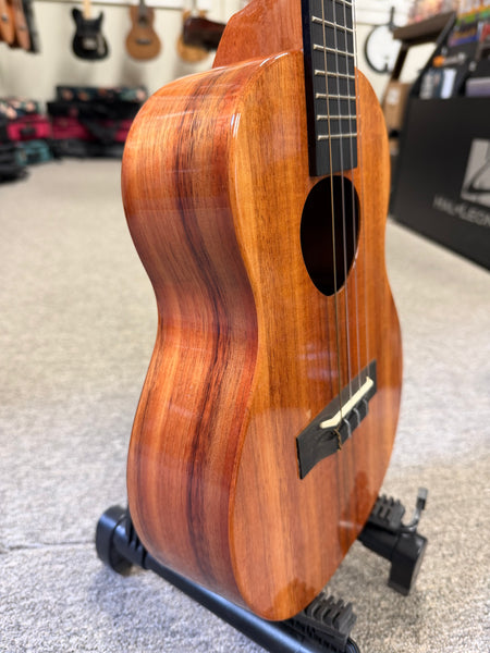 KoAloha KTM-00 Solid Koa Tenor Ukulele w/Case #1 - Pre Loved
