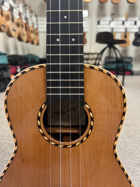 Millar CD-260W Solid Cedar/Solid Rosewood Tenor Ukulele