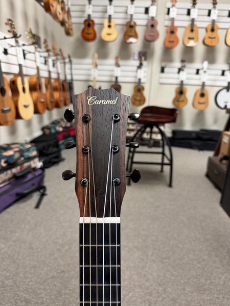 Caramel CB-904G Ebony Electric Guitalele/Guitarlele w/Case - Pre Loved Ukulele