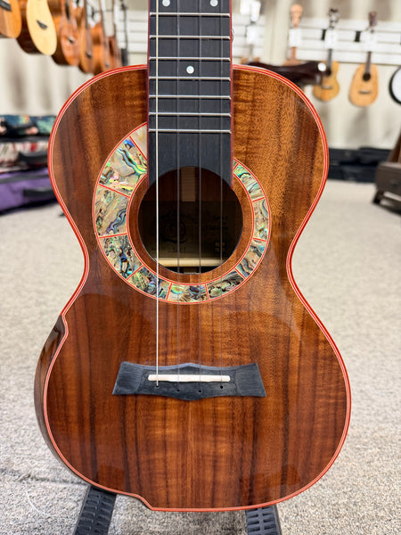 SNAIL S60T Solid Acacia Tenor Ukulele w/Case #2 - Comfort Armrest