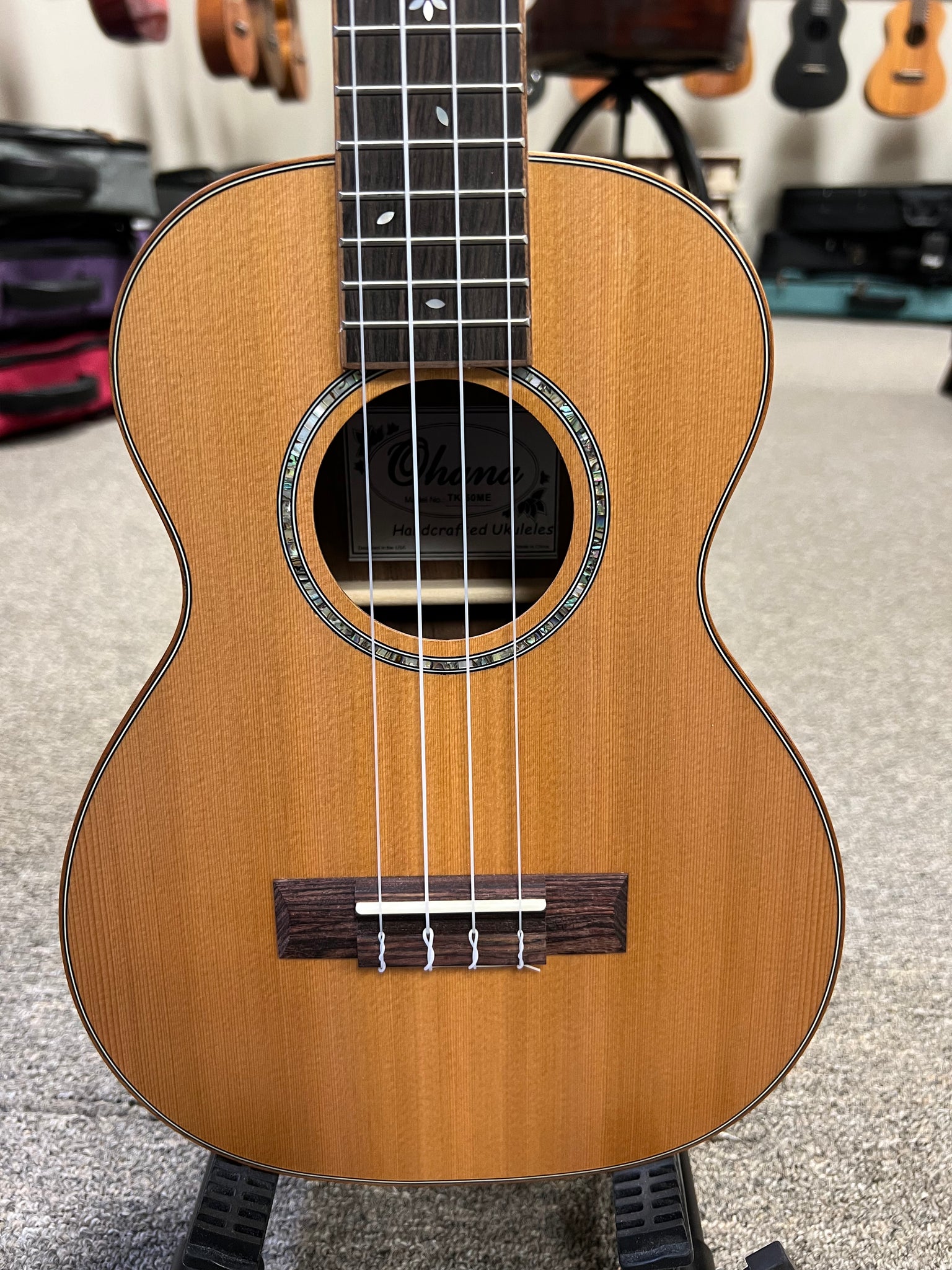 OHANA TK-50ME Solid Cedar/Ebony Tenor Ukulele