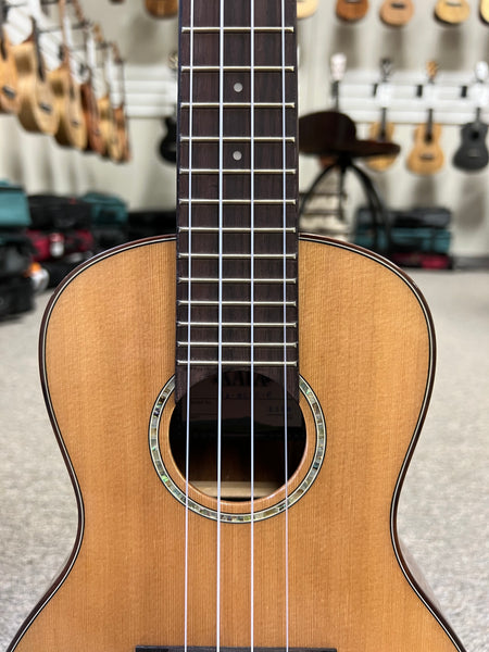 KALA KA-SCAC-C Solid Cedar Top Acacia Concert Ukulele