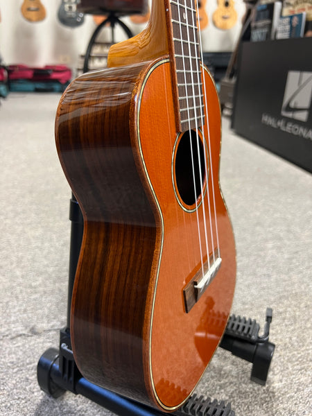 OHANA CK-50G Concert Ukulele - Solid Cedar/Solid Rosewood