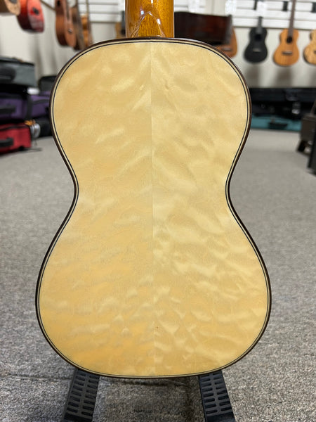 OHANA CK-150QEL Quilted Eucalyptus Concert Ukulele -Bevel Armrest