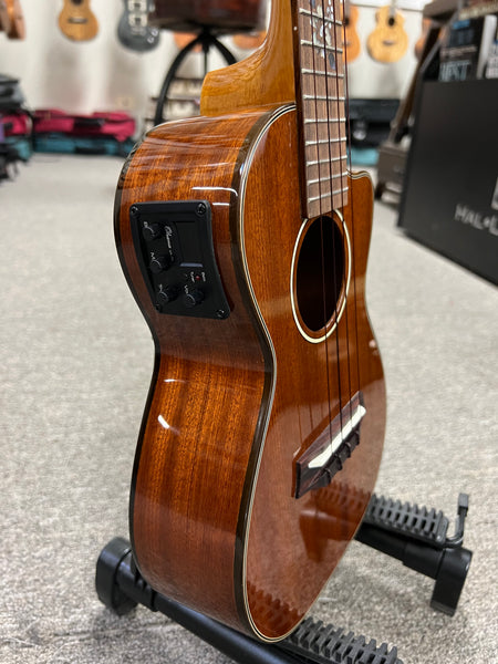Ohana CK-35CGE-CL Cynthia Lin Solid Mahogany Electric Concert Ukulele w/Case