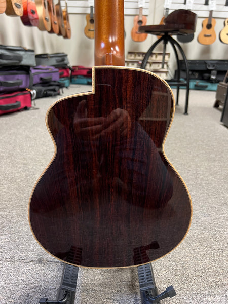 aNueNue Black Whale Solid Cedar/Maple/Rosewood Tenor Ukulele w/Case