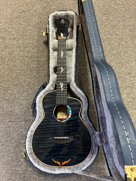 aNueNue Black Whale Solid Cedar/Maple/Rosewood Tenor Ukulele w/Case