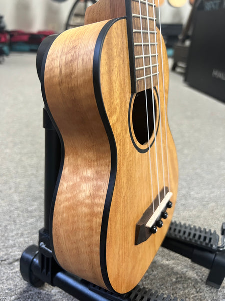 Islander by Kanile'a MOS-4 Spalted Mango Soprano Ukulele