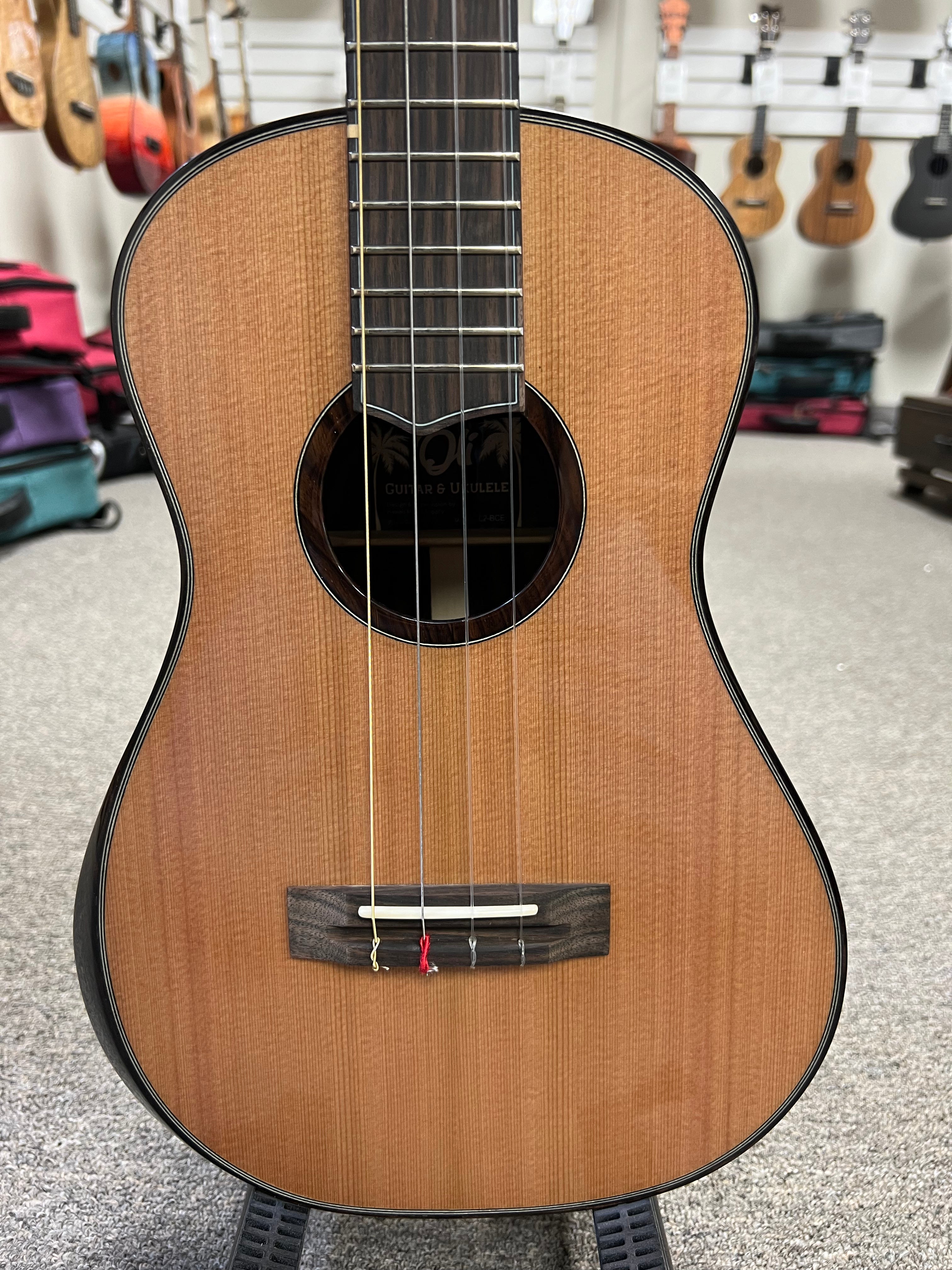 Oli L2-BCE Solid Cedar/Ebony Baritone Ukulele w/Case