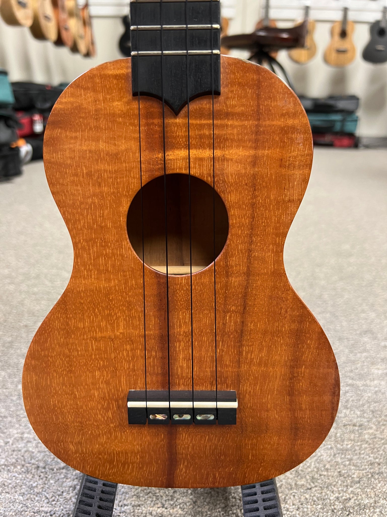 Larrivee Solid Koa Soprano Ukulele w/Case - Pre Loved