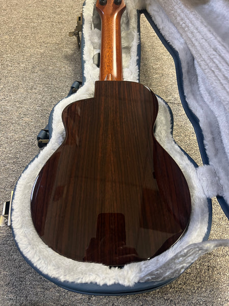 aNueNue US-214 Cedar Bird Soprano Ukulele w/Case - Solid Cedar/Rosewood