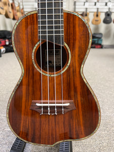 Makai CKQ-24 Solid Koa Concert Q-Shaped Ukulele w/Case - Pre Loved