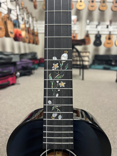 Enya EUT-MAD-DR Solid Mahogany Black Electric Tenor Ukulele w/Case - Pre Loved