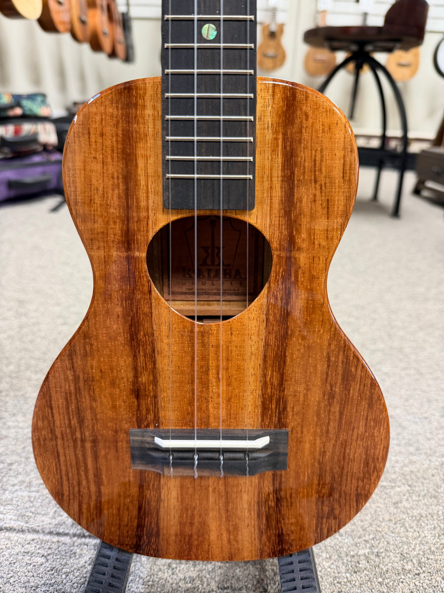 KoAloha KCM-00 Solid Koa Concert Ukulele w/Case #2 - Made in Hawaii