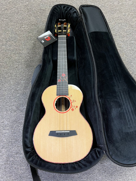 Enya EUT-S1-EQ Solid Spruce/Rosewood Electric Tenor Ukulele w/Case