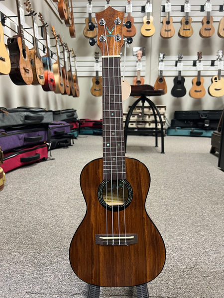 KUMU CF-52A Koa Thin Body Concert Ukulele - Travel Uke