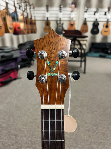 KUMU CF-52A Koa Thin Body Concert Ukulele - Travel Uke