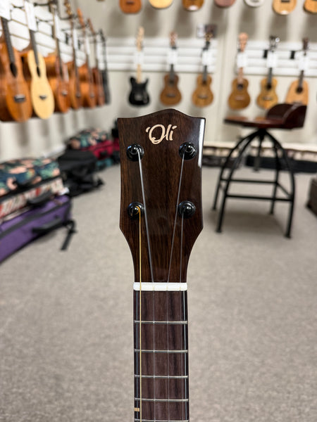 Oli X1SP-TMH-VB Solid Mahogany Tenor Ukulele w/Case - Vintage Burst