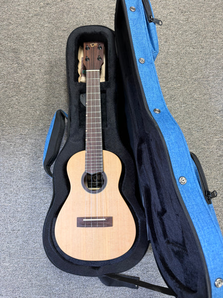 Oli L1-CCAS Solid Cedar/Acacia Satin Concert Ukulele w/Case