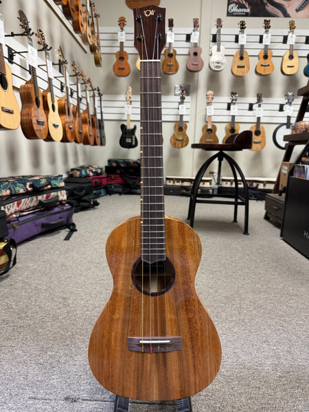 Oli L1-BA Solid Acacia Baritone Ukulele w/Case