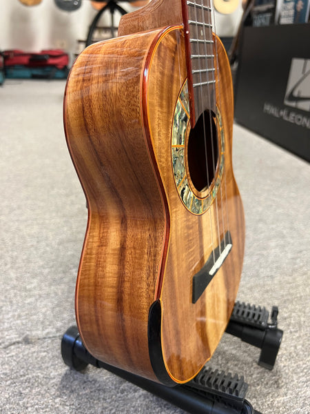 SNAIL S60T Solid Acacia Tenor Ukulele w/Case #2 - Comfort Armrest