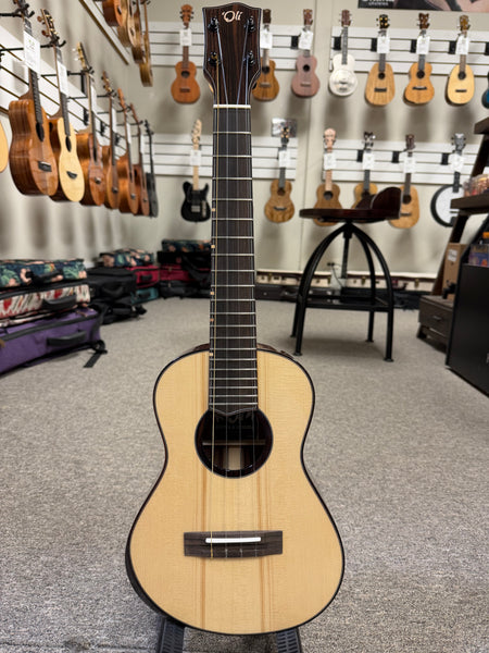 Oli L2-TSR Solid Spruce/Rosewood Tenor Ukulele w/Case