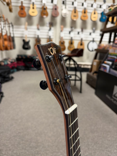 Oli L2-TSR Solid Spruce/Rosewood Tenor Ukulele w/Case