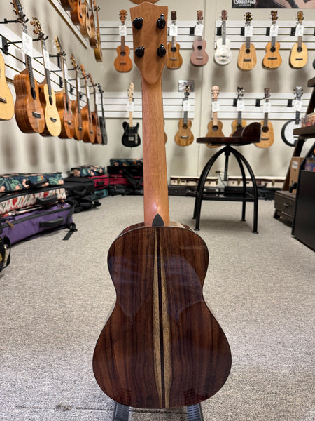 Oli L2-TSR Solid Spruce/Rosewood Tenor Ukulele w/Case