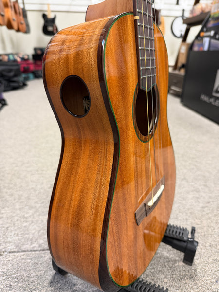 Oli X2-BM Kalo Solid Mahogany Baritone Ukulele w/Case