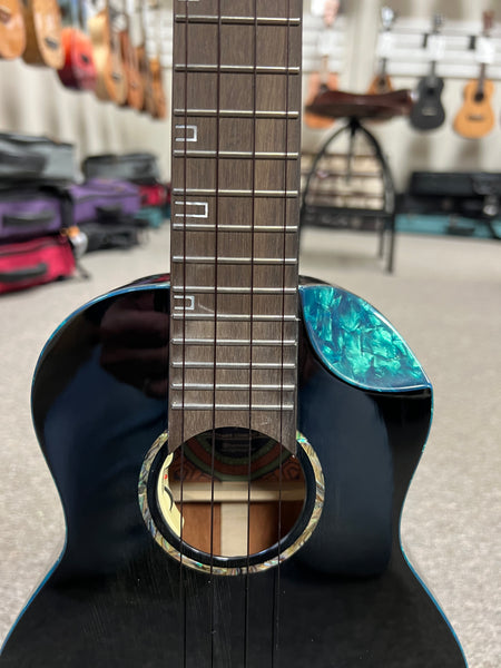 Flight Nighthawk Electric Concert Ukulele w/Case