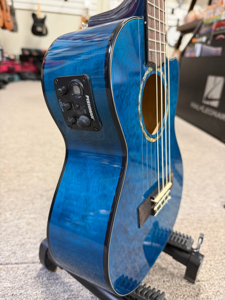 LANIKAI QM-BLCET Quilted Maple Electric Tenor Ukulele w/Case - Transparent Blue