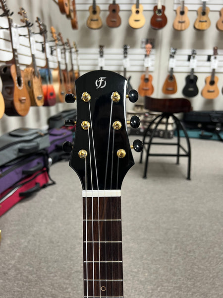 Flight GUT-850 Guitarlele w/Case - Solid Spruce/Acacia Guitalele