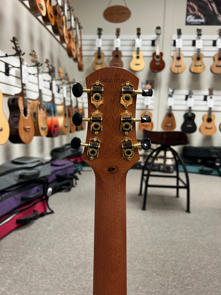 Flight GUT-850 Guitarlele w/Case - Solid Spruce/Acacia Guitalele