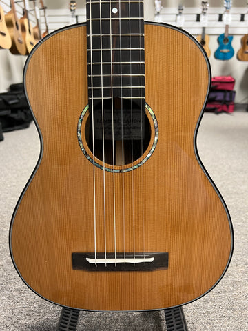 Romero Creations Solid Cedar/Rosewood 6 String Nylon Baritone Ukulele/Guitar/Guitarlele RC-B6-CRW - Aloha City Ukes