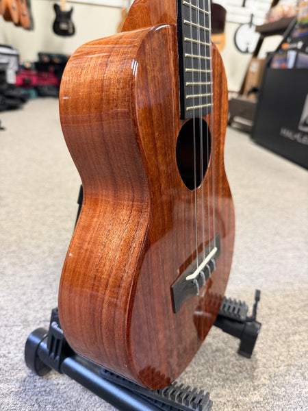 KoAloha KTM-06 Solid Koa 6 String Imaikalani Tenor Ukulele w/Case - Pre Loved