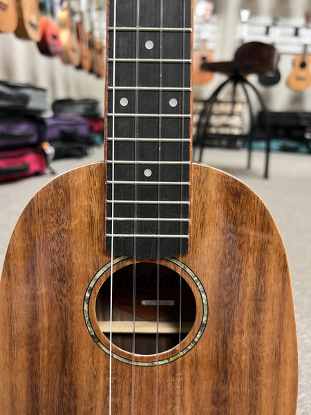 Makaio MKTP-10 Koa Pineapple Concert Long Neck Ukulele w/Case