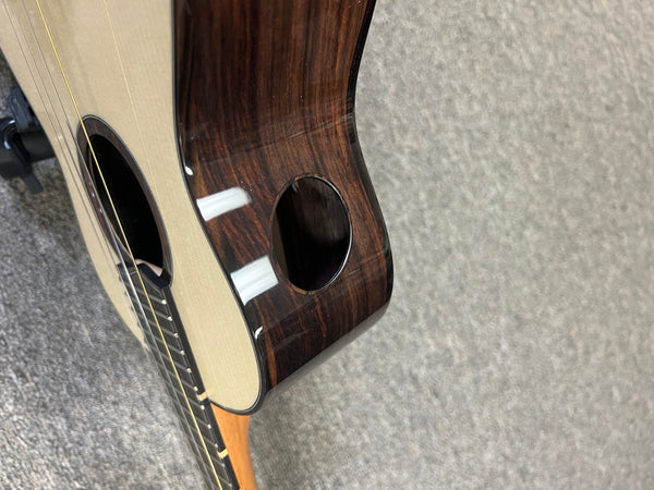 Oli L2-TSR Solid Spruce/Rosewood Tenor Ukulele w/Case