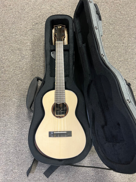 Oli L2-TSR Solid Spruce/Rosewood Tenor Ukulele w/Case