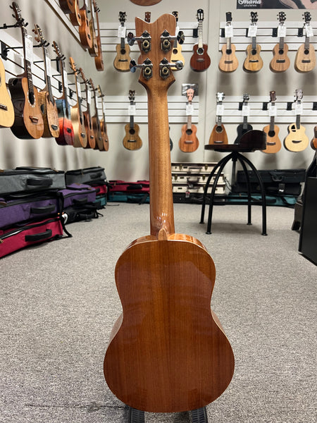 Makaio MMT-10 Mahogany Tenor Ukulele w/Case