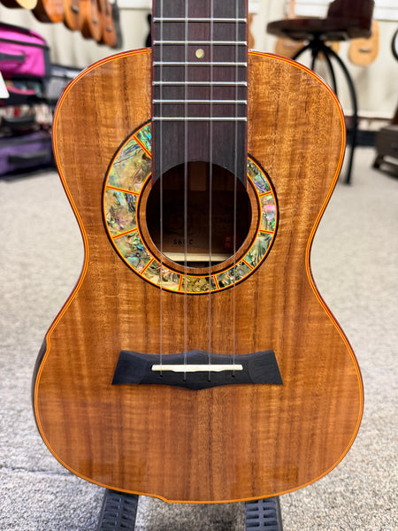 SNAIL S-60C Solid Acacia Concert Ukulele w/Case #1 - Comfort Armrest