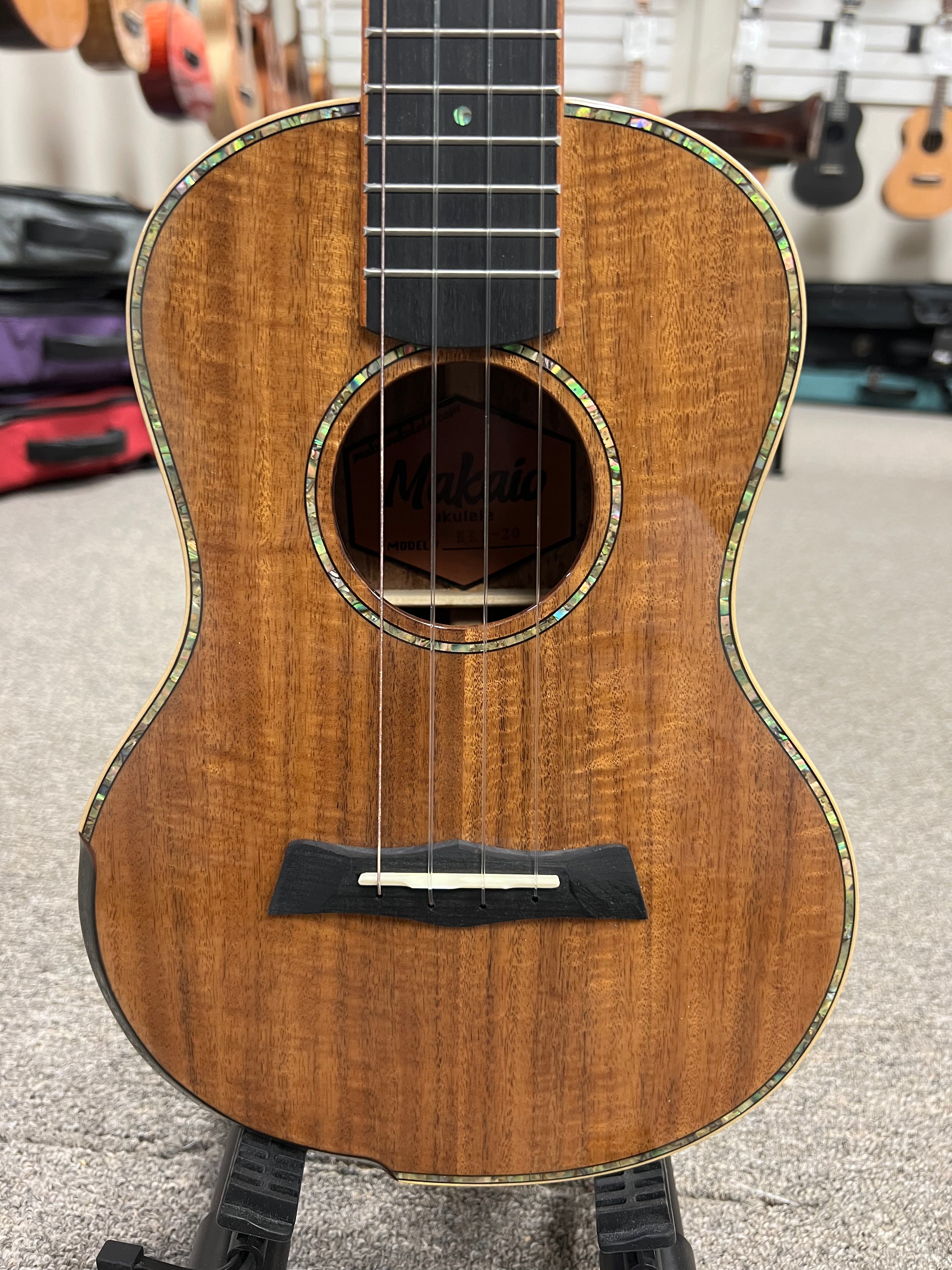 その他 ukulele Amazon.com: Caramel Concert Ukulele, CC207-23 inch KOA Acacia Wood