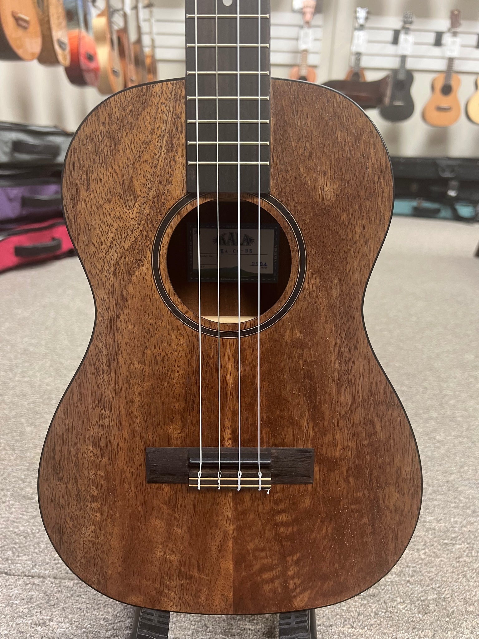 KALA KA-CM-BE Curly Mango Electric Baritone Ukulele