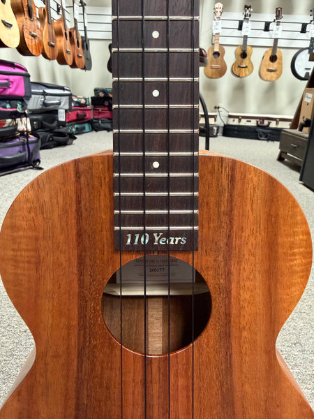 Kamaka HF-3 Solid Koa Tenor Ukulele w/Case - Made in Hawaii !!