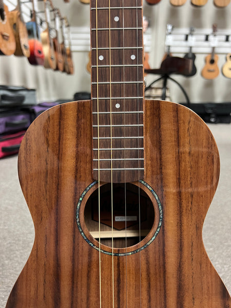 Makaio MKBS-10E Steel String Koa Electric Baritone Ukulele w/Case