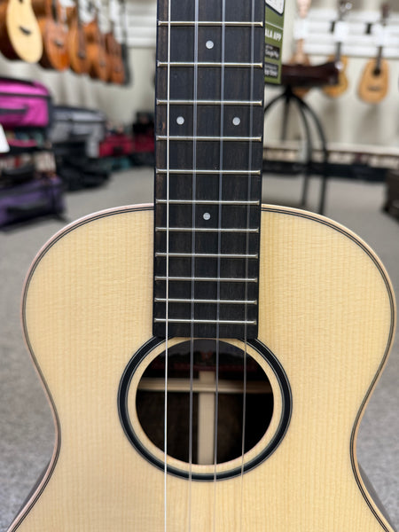 KALA KA-ASZCT-ST Solid Spruce/Ziricote Tenor XL Ukulele - Super Tenor