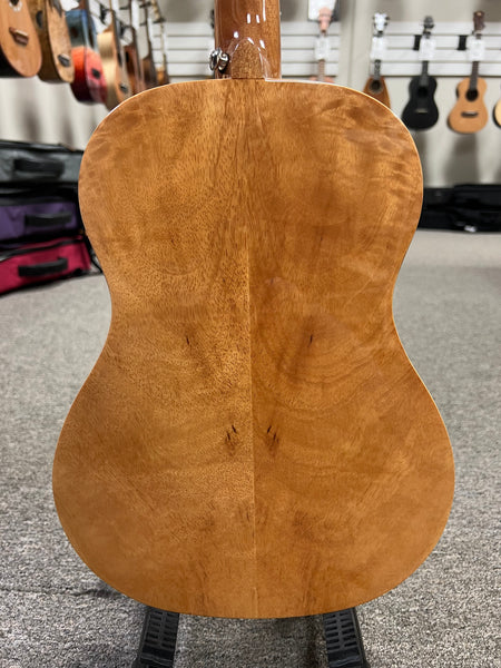 Makaio MSMB-10 Spalted Mango String Baritone Ukulele w/Case