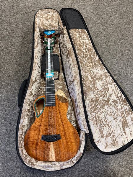 Kanile'a 2022 Platinum Super Tenor Ukulele w/Case - Pre Loved - Limited Edition