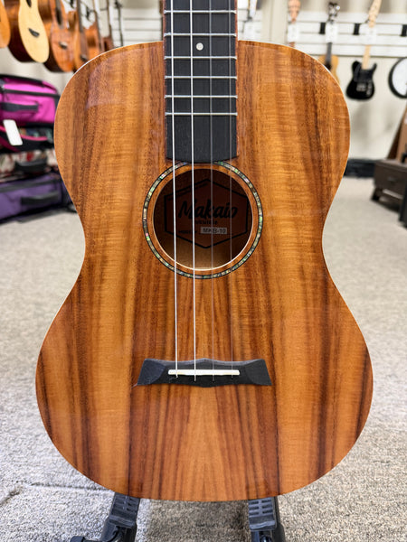 Makaio MKB-10 Koa Baritone Ukulele w/Case