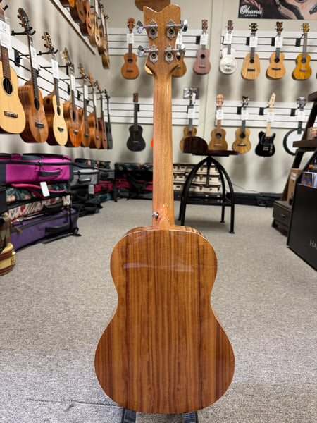 Makaio MKB-10 Koa Baritone Ukulele w/Case